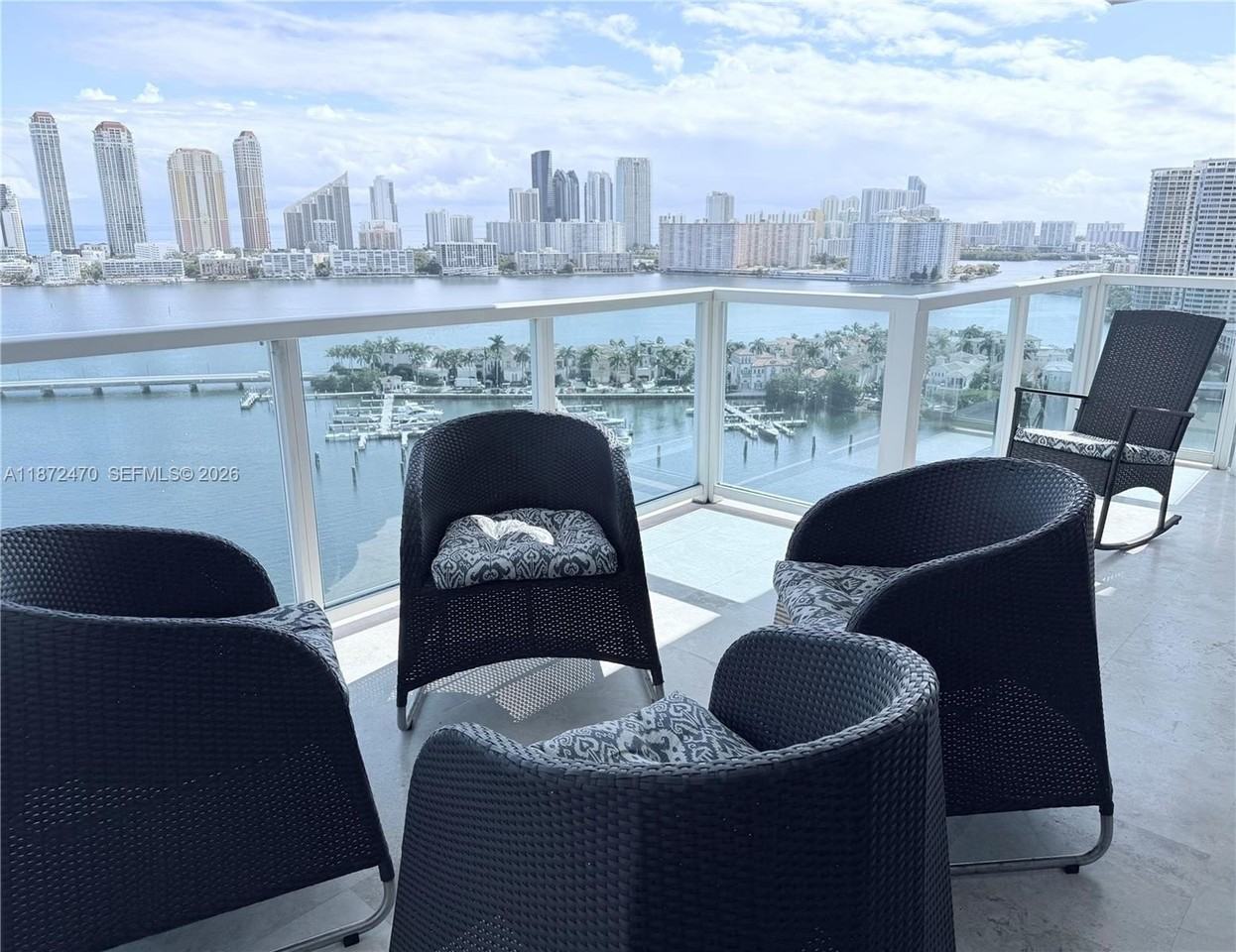 3201 Ne 183rd St #2202 - Photo 6 of 50