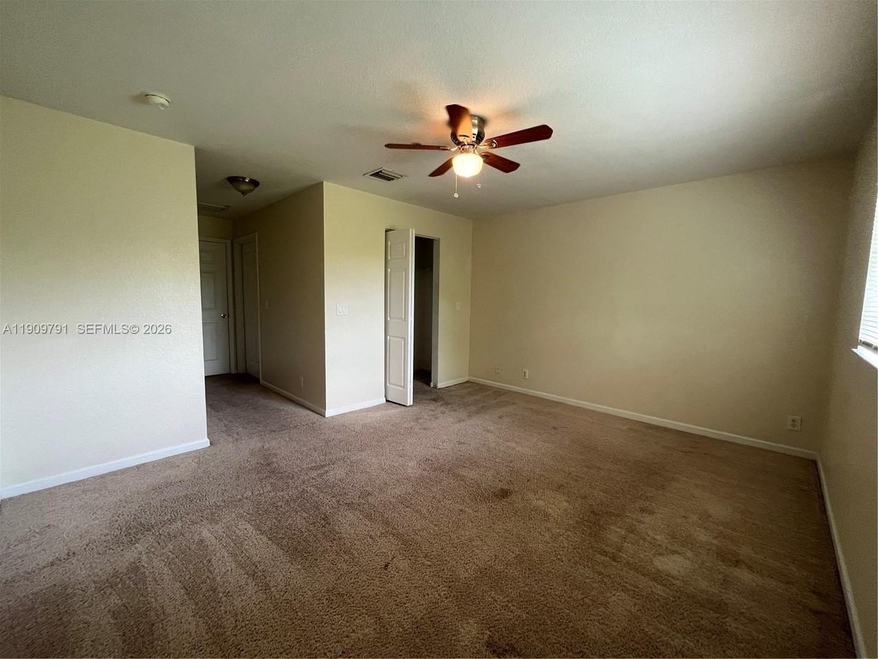 3416 Nw 14th Ct #3416 - Photo 5 of 9