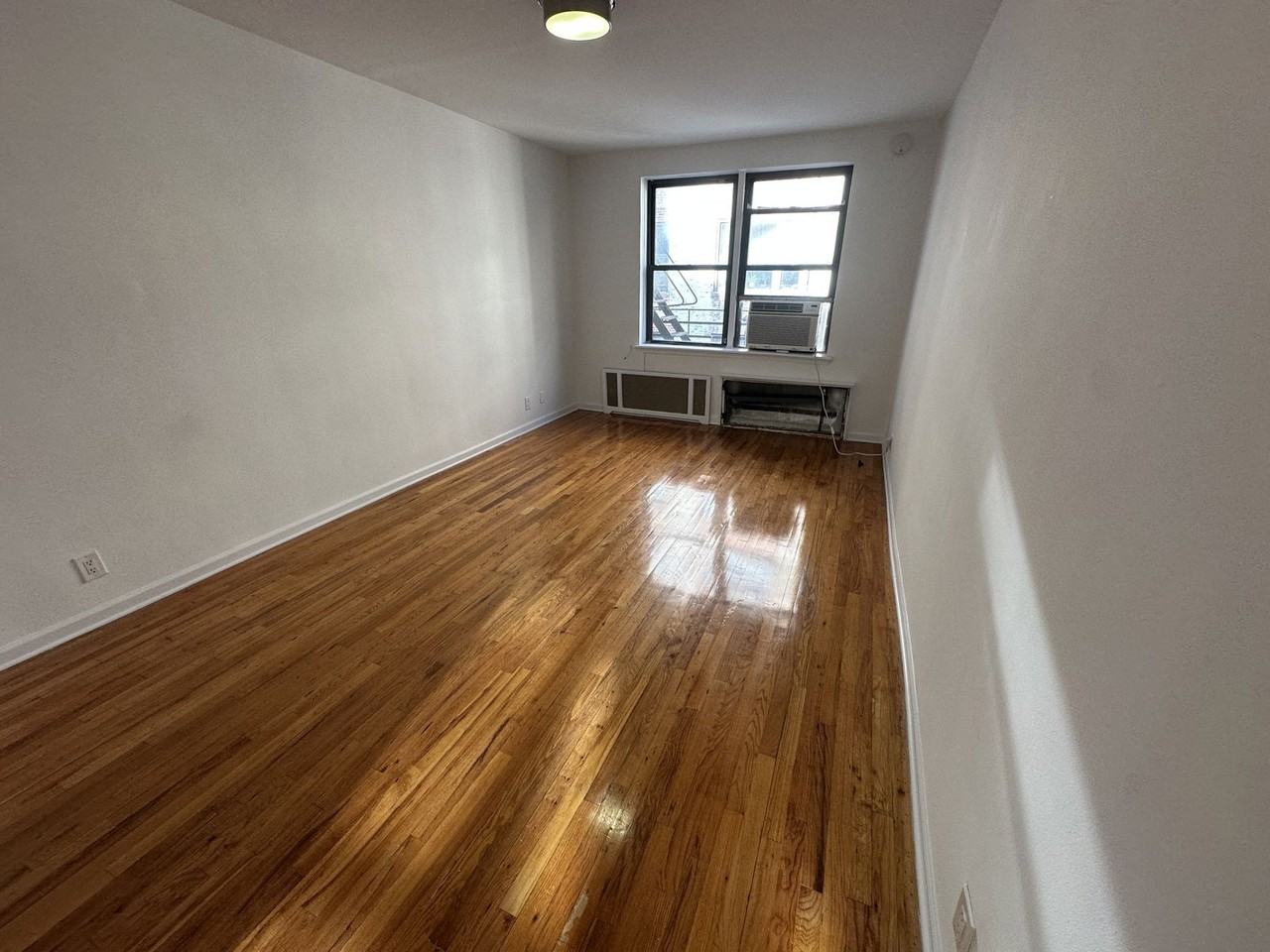 119 E 83rd St #6D - Photo 4 of 8