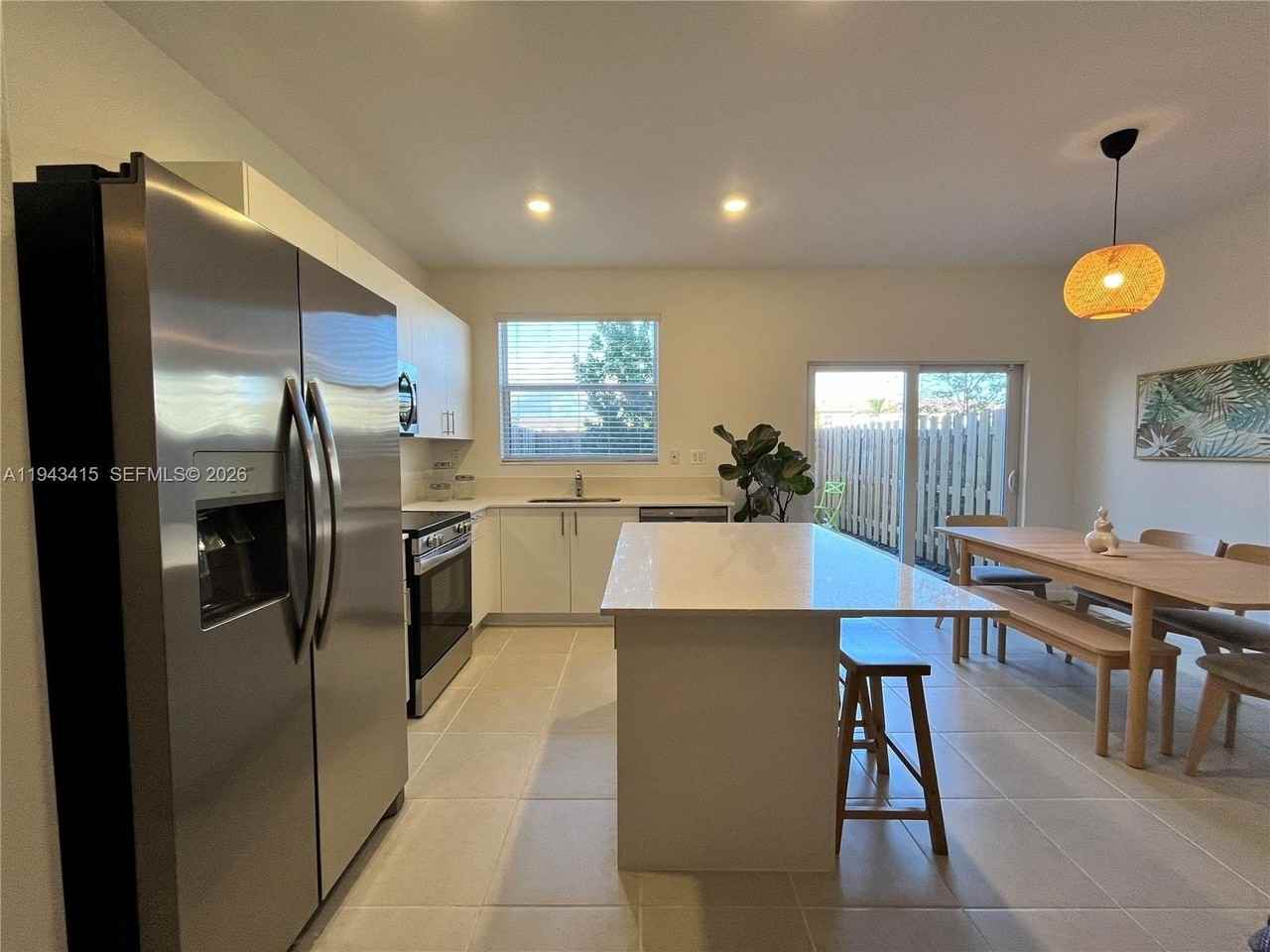 2627 Se 28th Dr - Photo 2 of 29