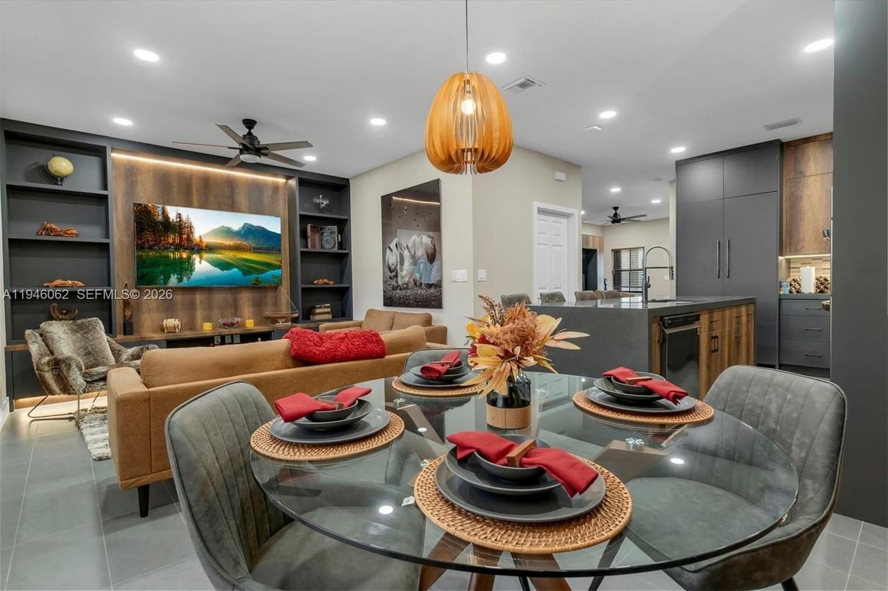 4650 Santa Cruz Way #4650 - Photo 5 of 34