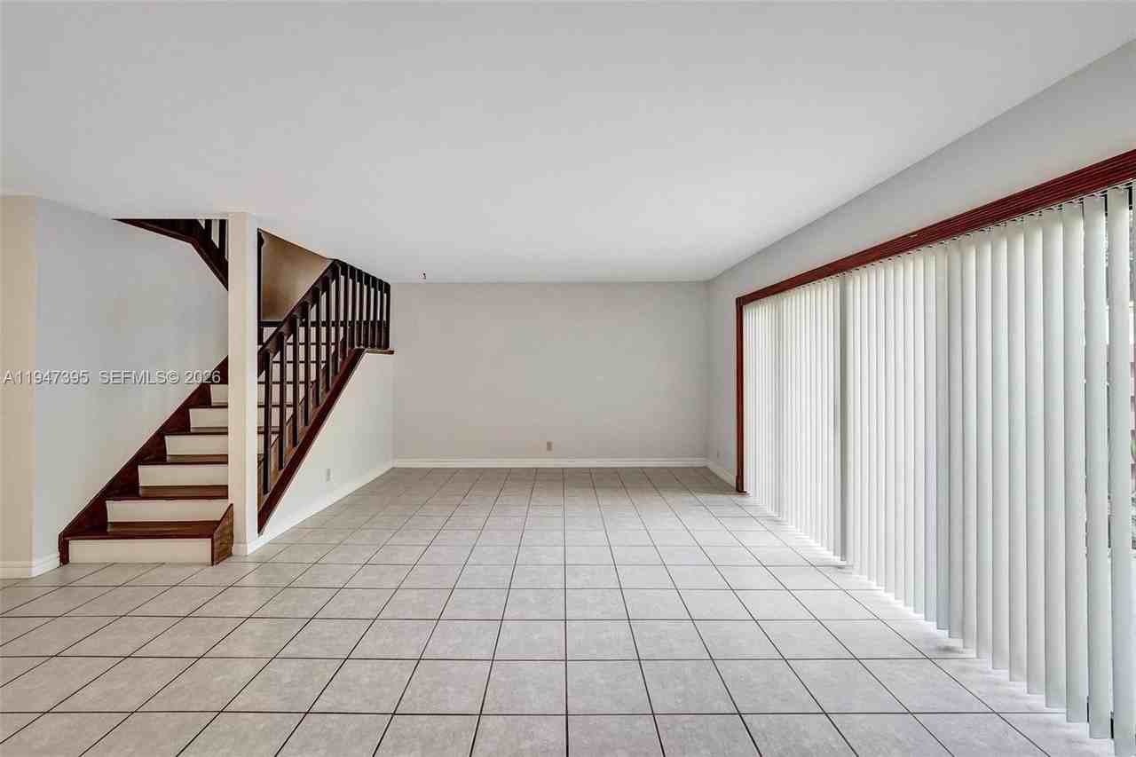 2990 Oaktree Ln #338 - Photo 4 of 24