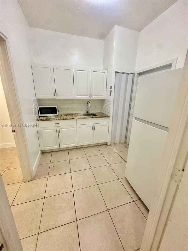 27583 Sw 133rd Ave #2 - Photo 3 of 7
