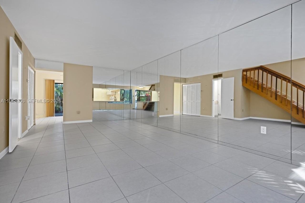 7867 Sw 102nd Ln - Photo 3 of 16