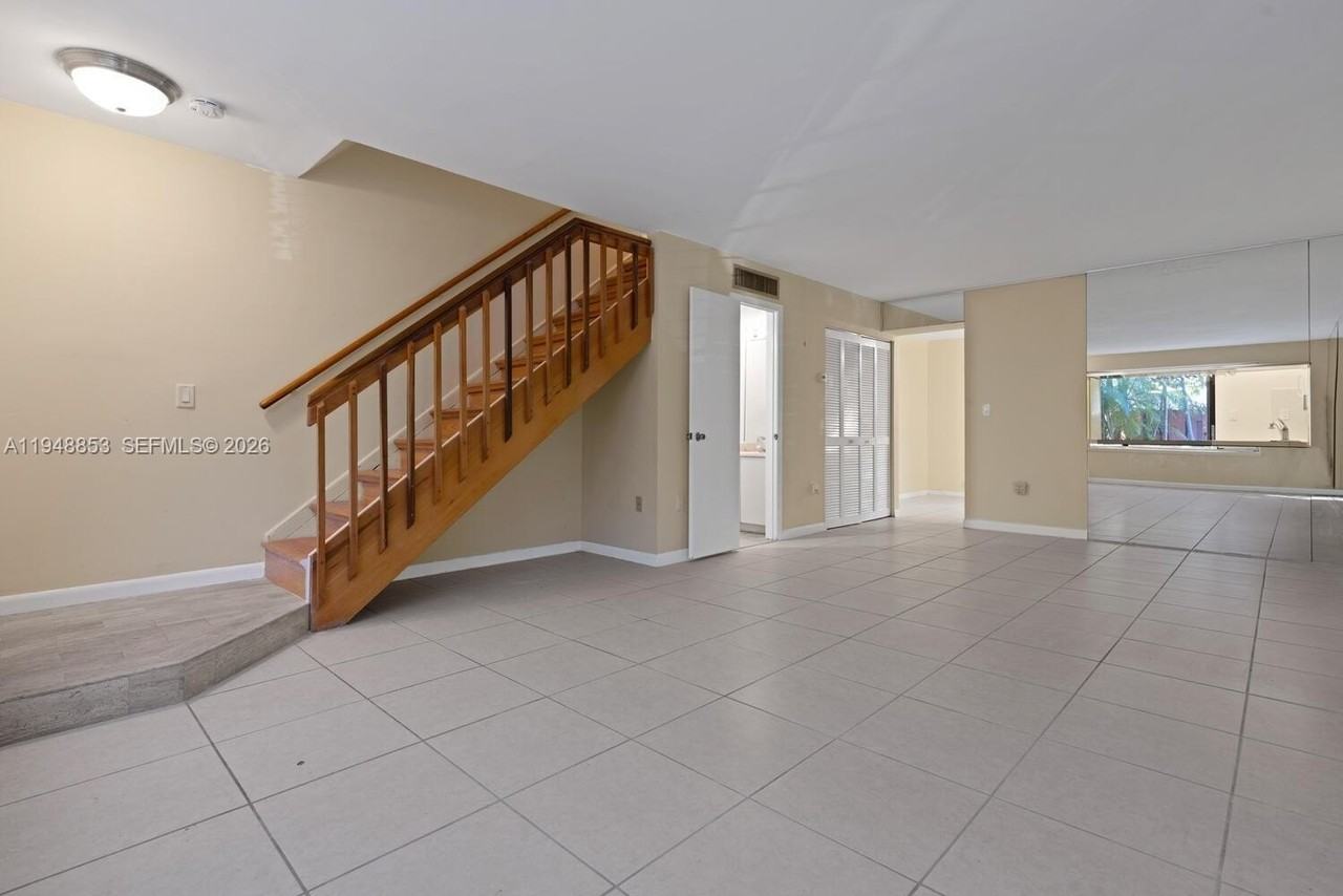 7867 Sw 102nd Ln - Photo 4 of 16