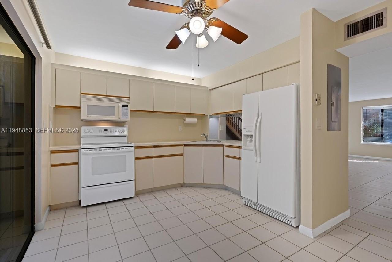 7867 Sw 102nd Ln - Photo 6 of 16