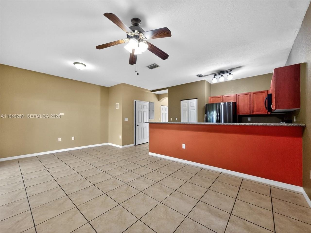 14053 Sw 49th St #7 - Photo 7 of 36