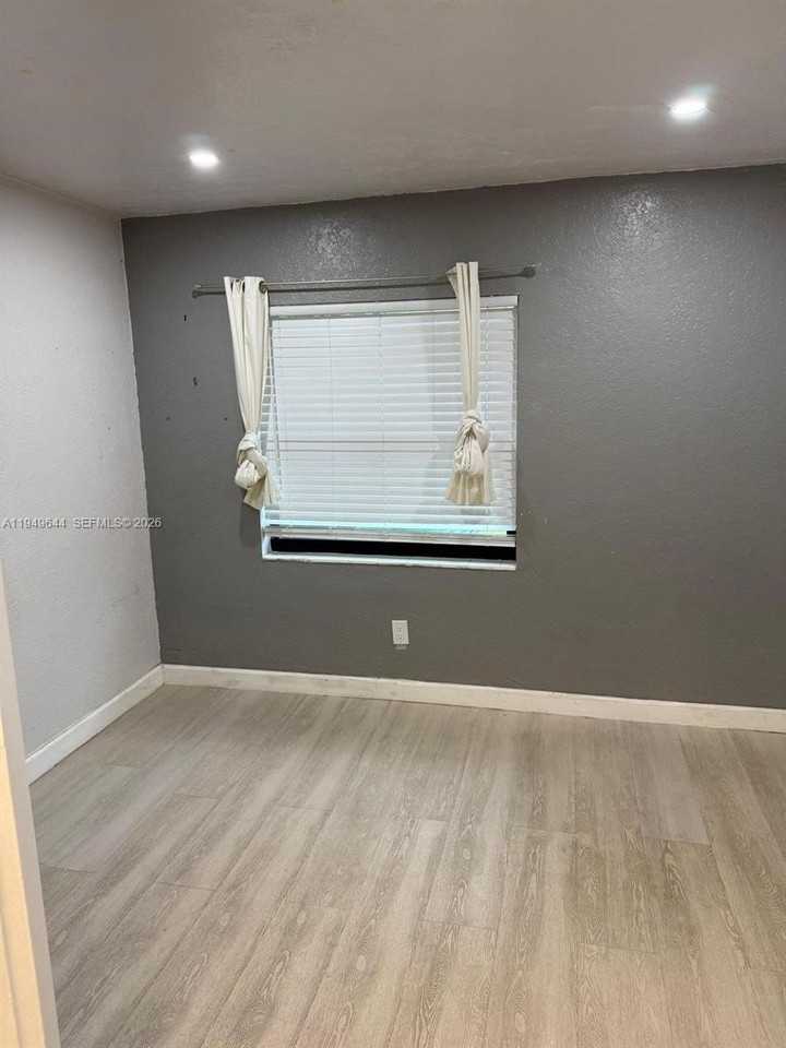 11220 Sw 125th Pl - Photo 7 of 18