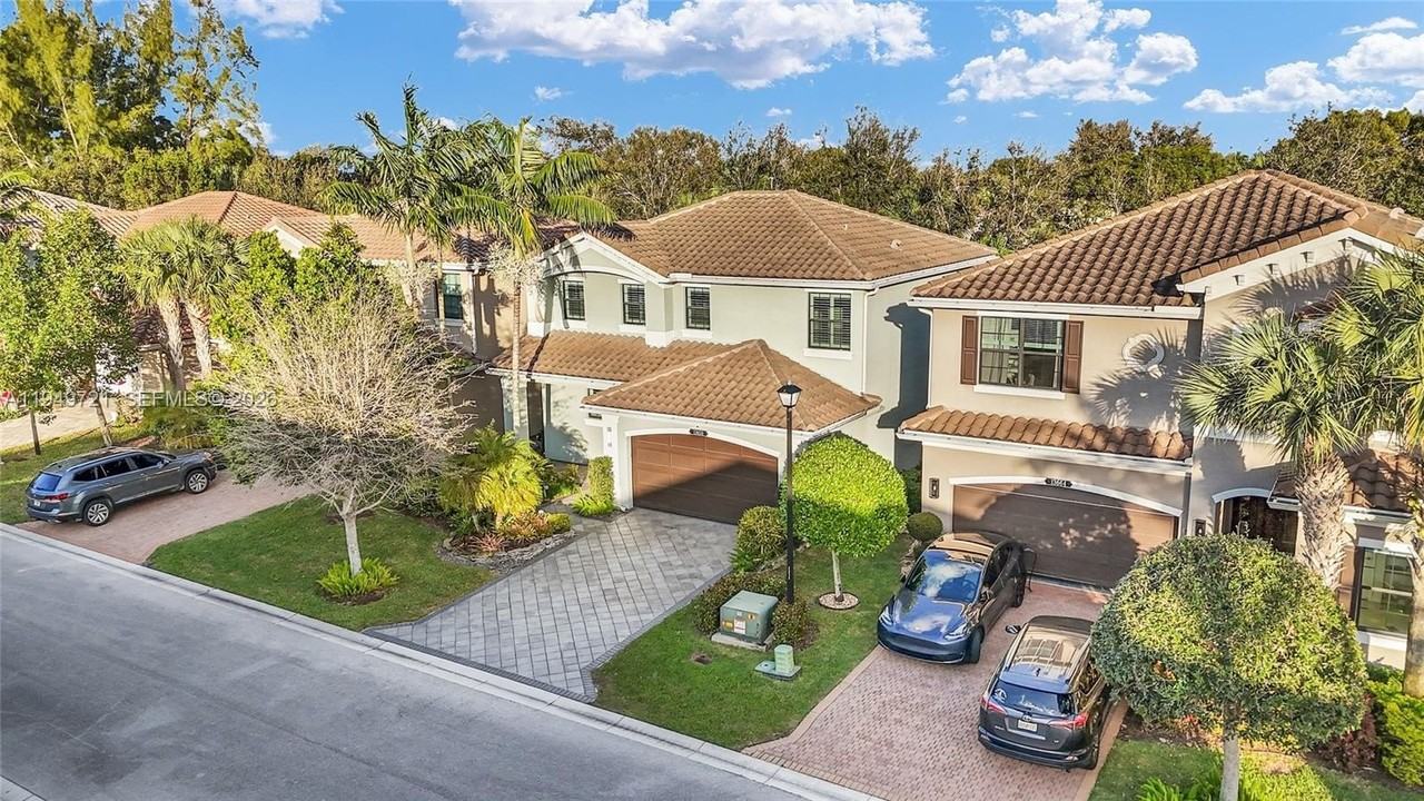 13658 Imperial Topaz Trl - Photo 2 of 26