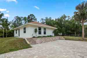 featured image of 12090 164th Ct N