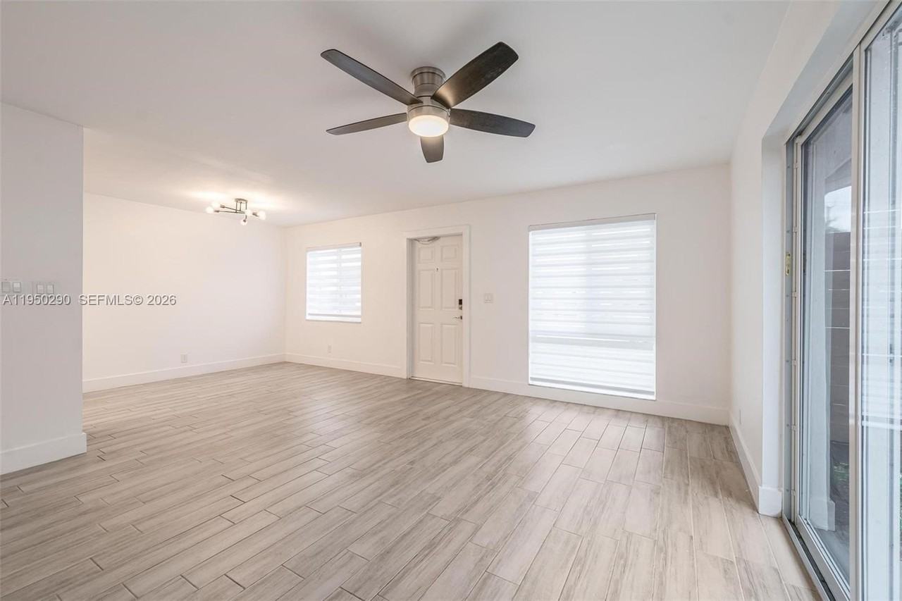 130 Nw 57th St #1 - Photo 5 of 15