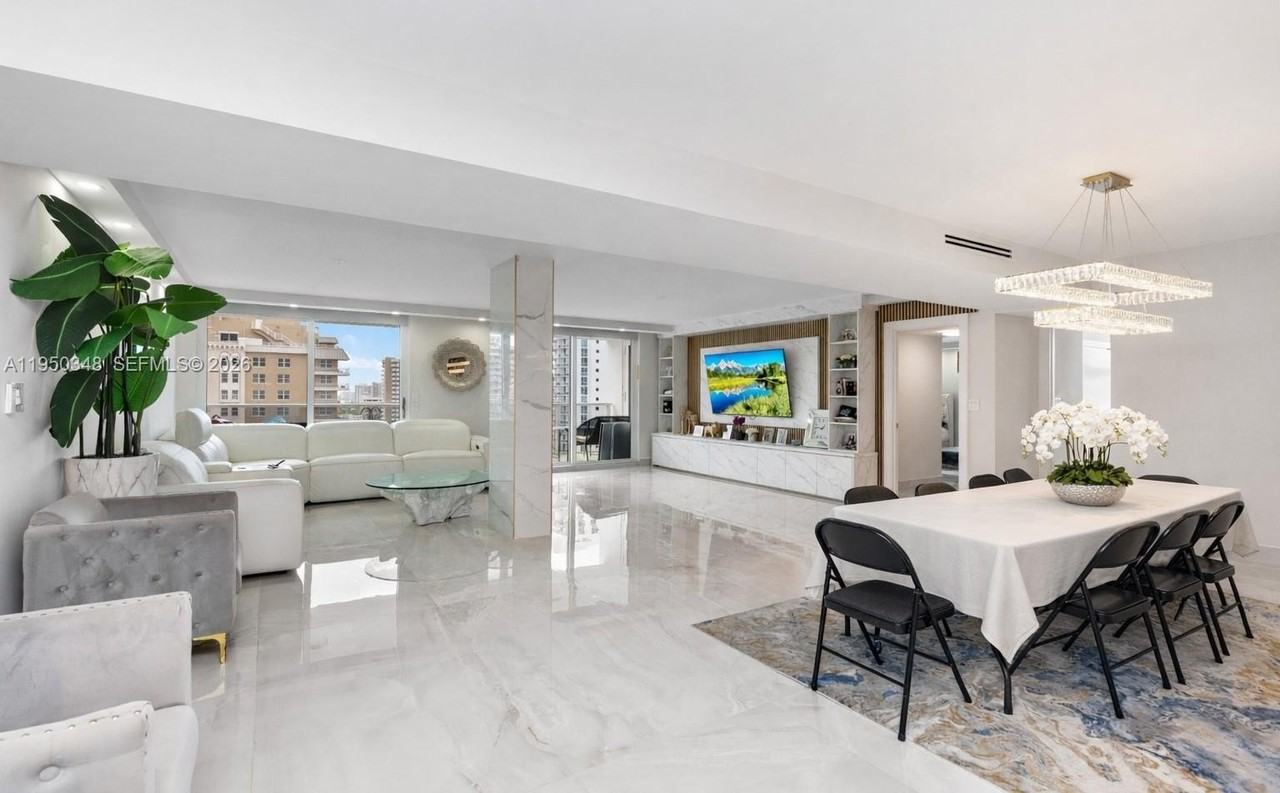 1880 S Ocean Dr #PH1 - Photo 4 of 41