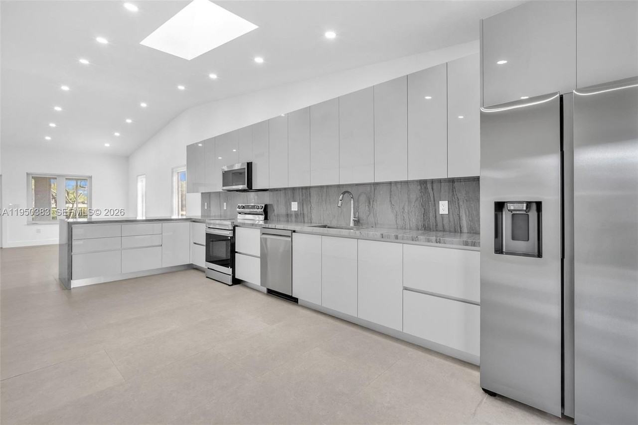 8394 Sw 148th Ave #8394 - Photo 4 of 16