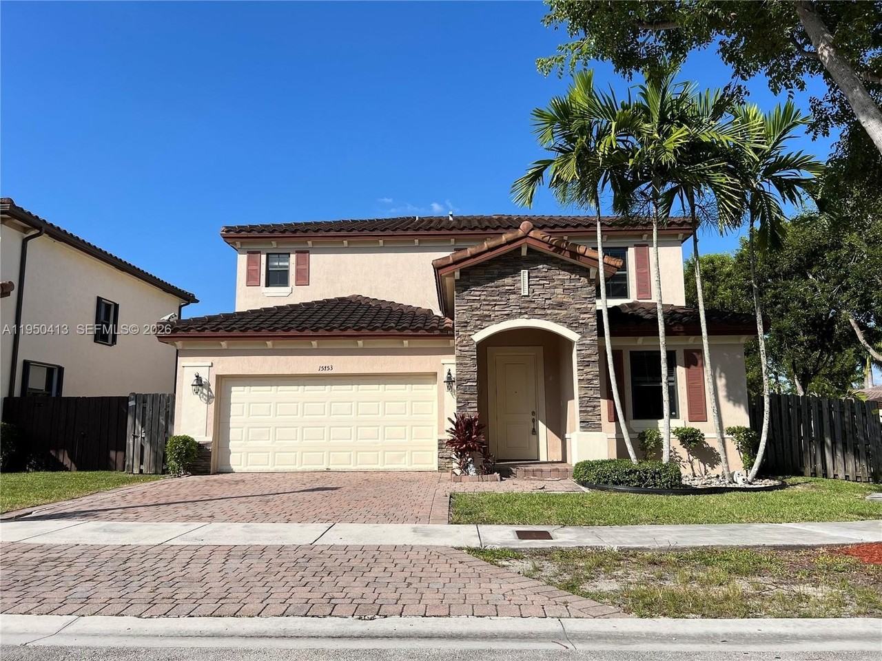 15153 Sw 117th Ter - Photo 2 of 44