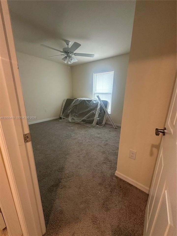 108 Dublin Cir - Photo 4 of 9