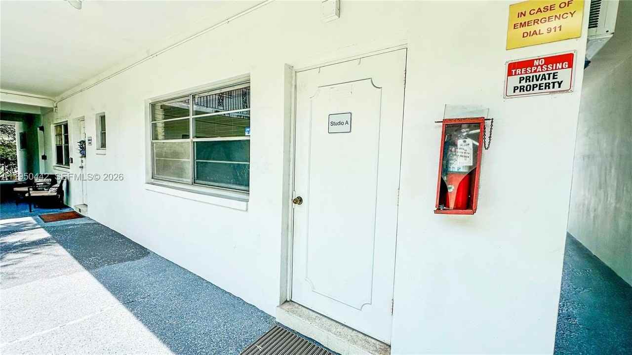 3515 Van Buren St #A