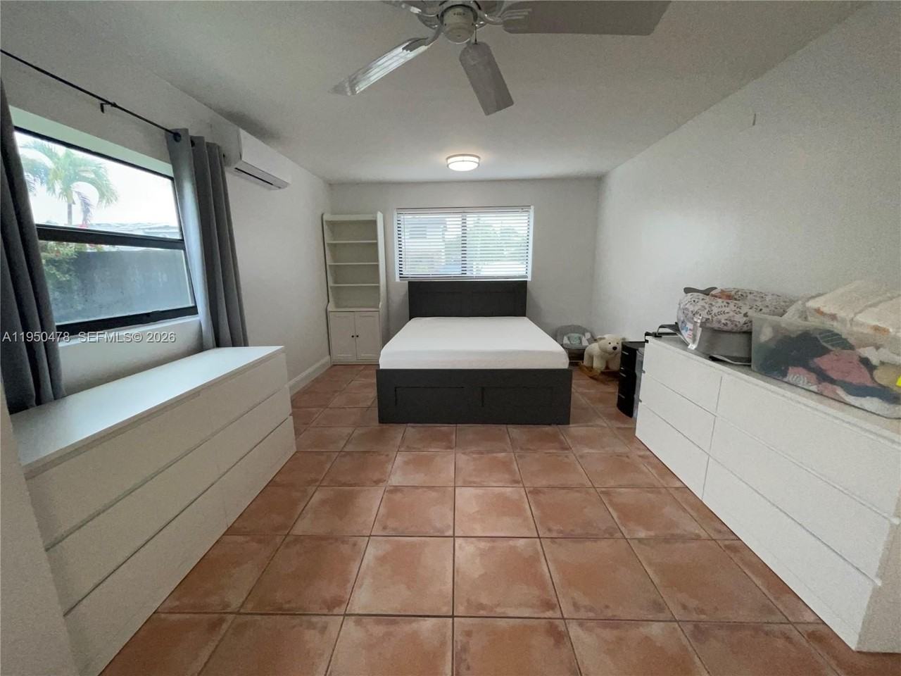 2342 Sw 128th Ave #1 - Photo 6 of 13