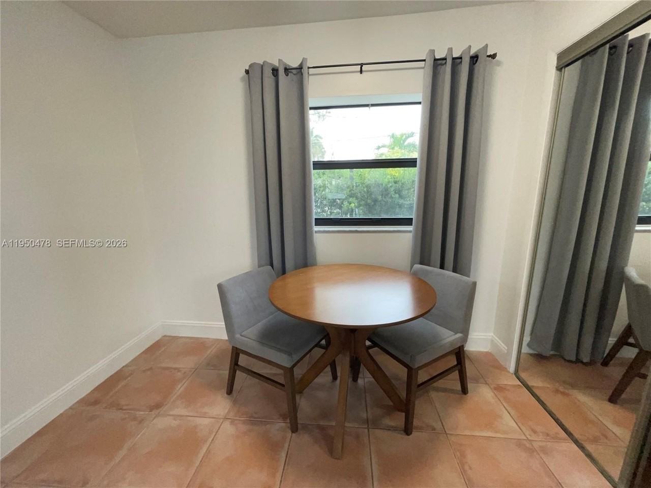 2342 Sw 128th Ave #1 - Photo 7 of 13