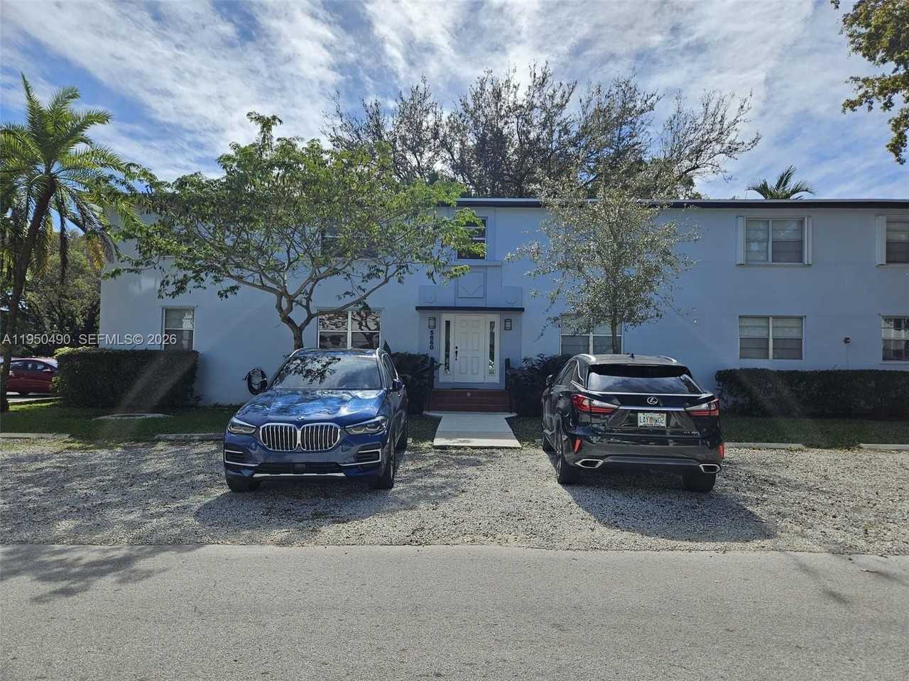 5660 Sw 78th St #6A - Photo 3 of 48