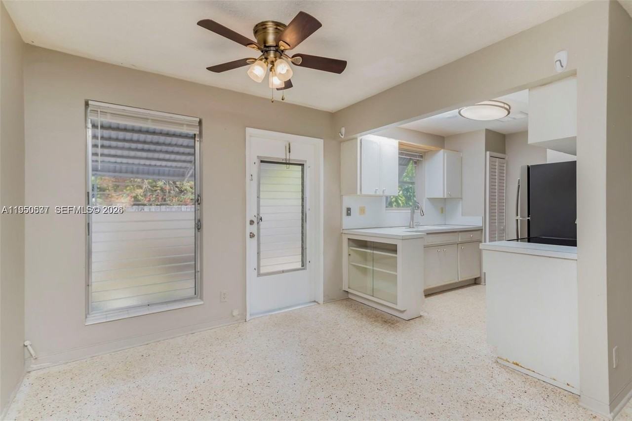 2215 Jackson St #3 - Photo 5 of 23