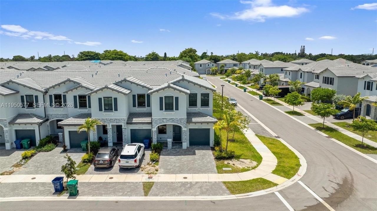 28500 Sw 133rd Path #28500 - Photo 2 of 29