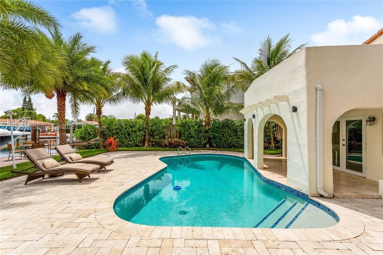 12515 Palm Rd - Photo 4 of 44