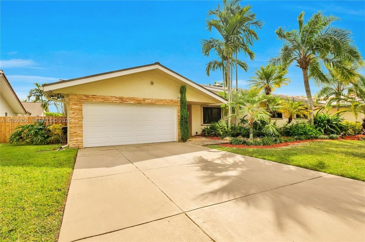 8035 Sw 89th Ct #0 - Photo 3 of 31