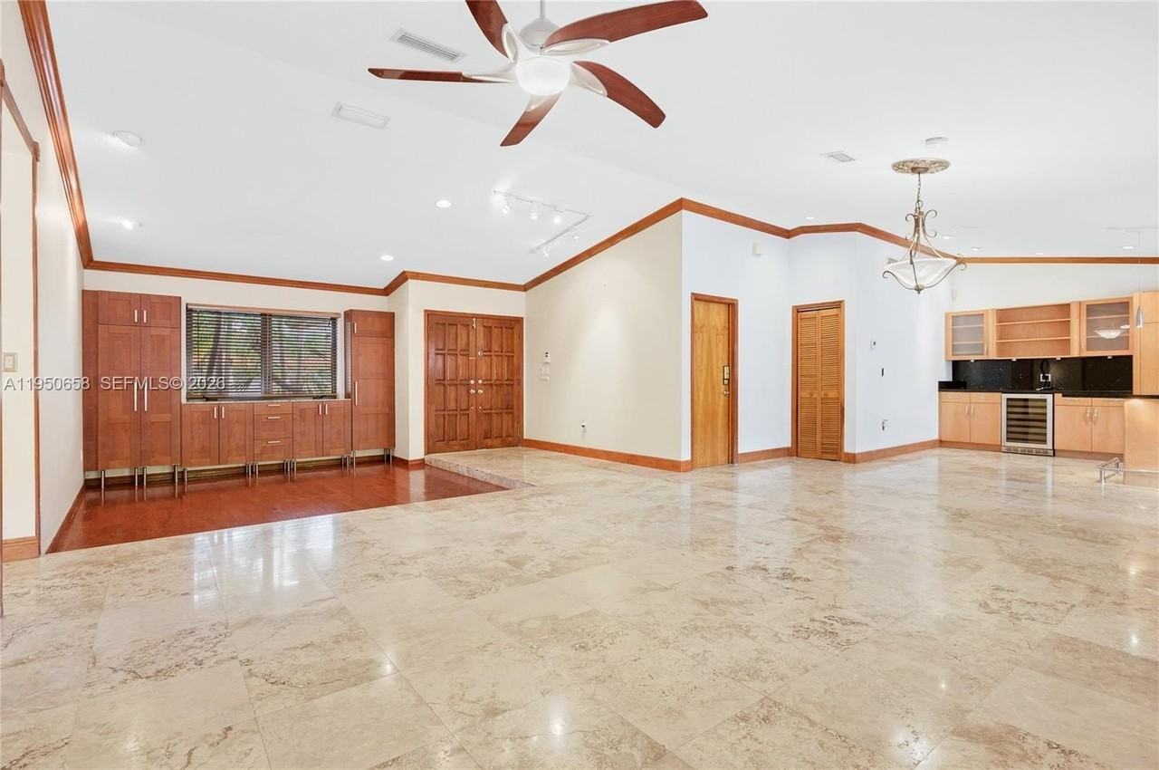 8035 Sw 89th Ct #0 - Photo 7 of 31