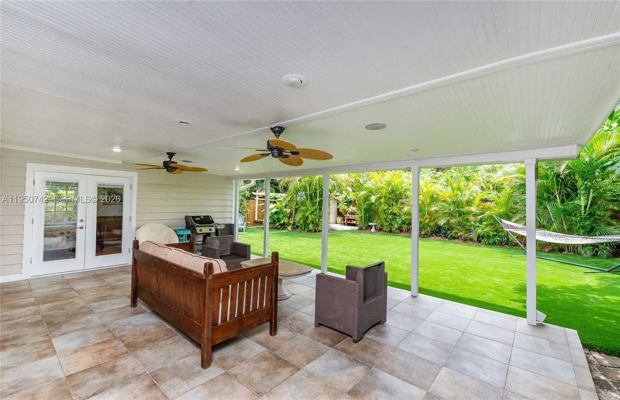 2920 Sw 30th Ct - Photo 7 of 31