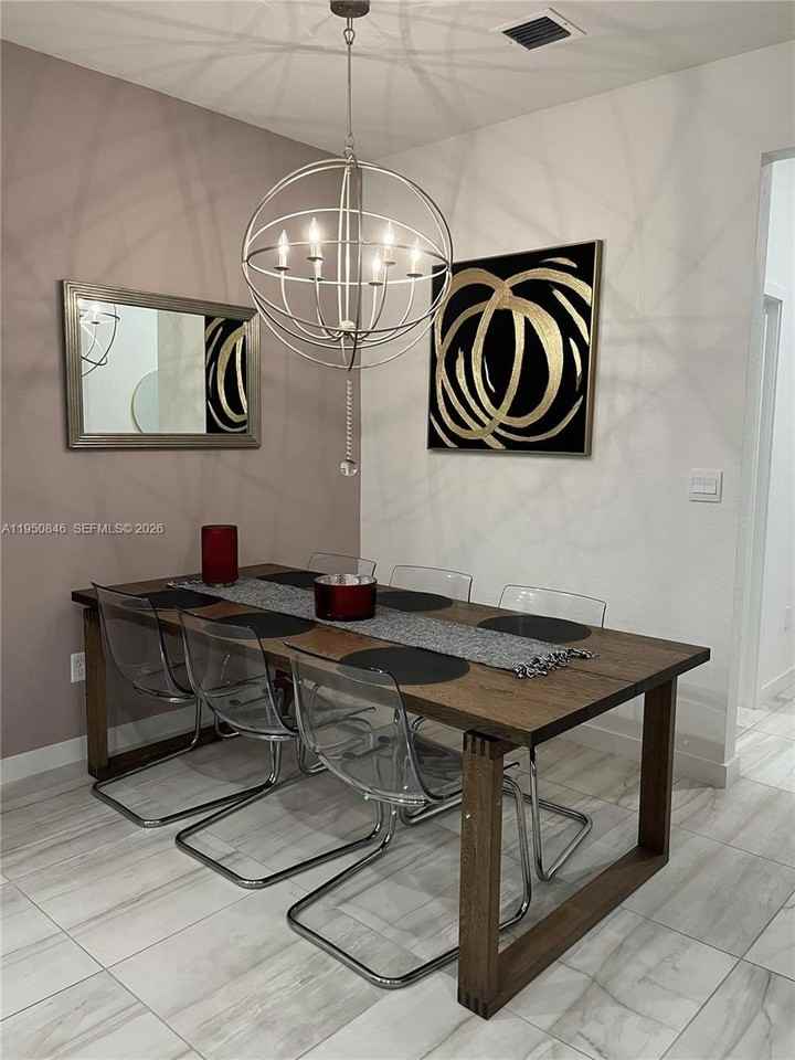 784 Se 19th St #784 - Photo 3 of 22