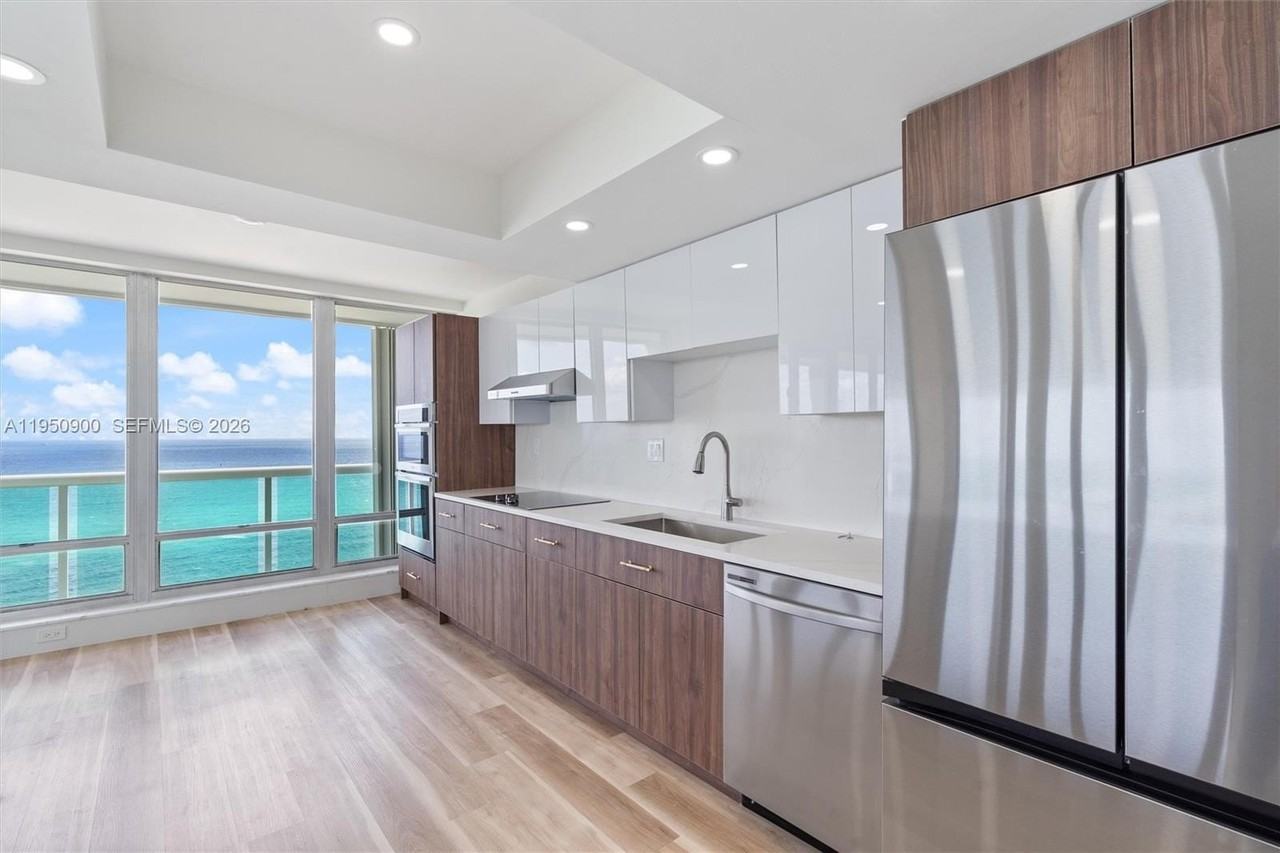 2100 S Ocean Ln #2412 - Photo 5 of 39