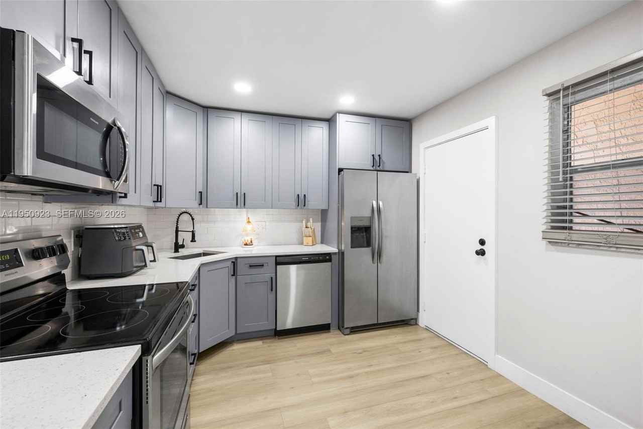 6100 S Falls Circle Dr #101 - Photo 4 of 40