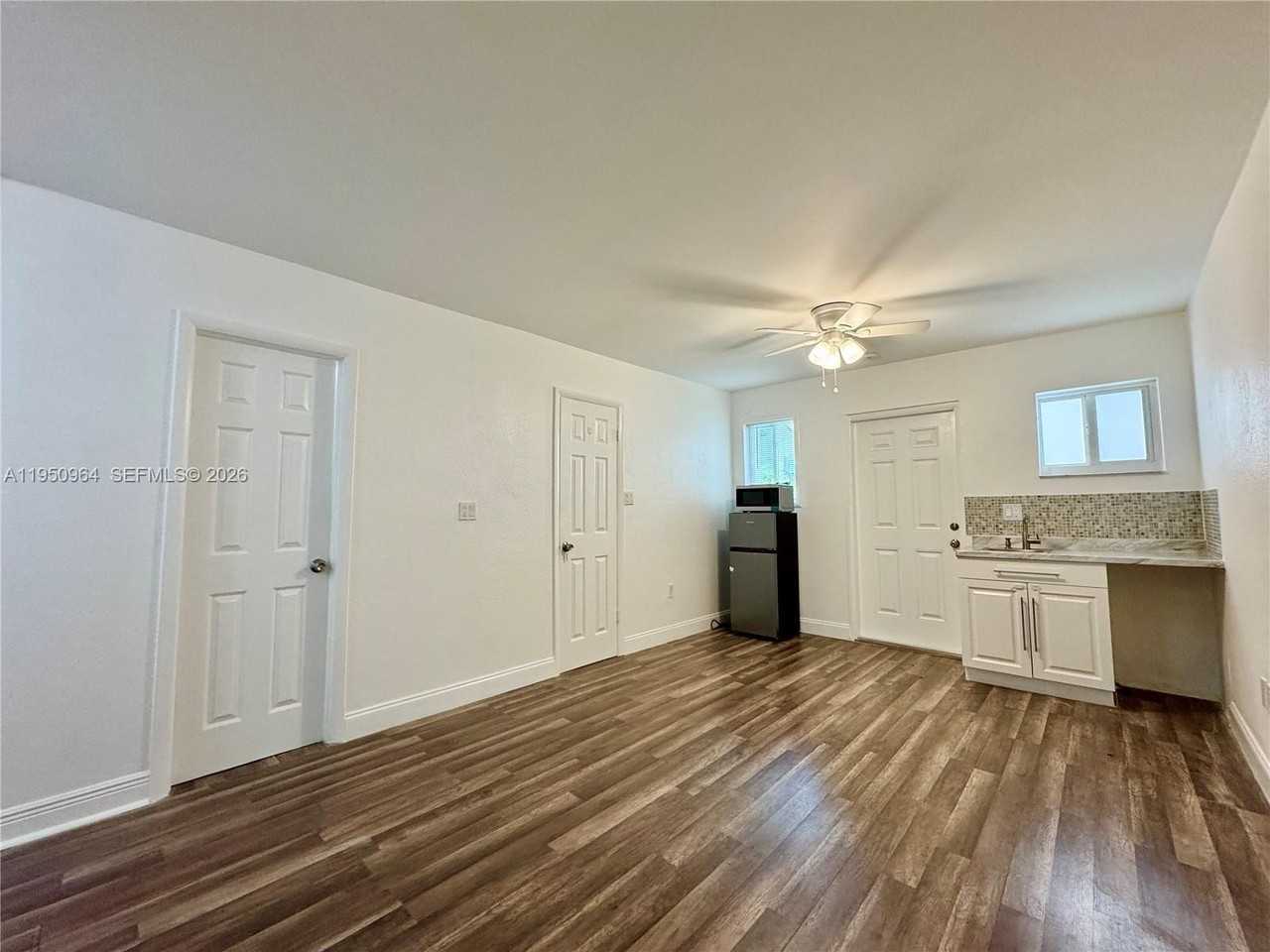 651 Ne 2nd Pl #2 - Photo 2 of 7