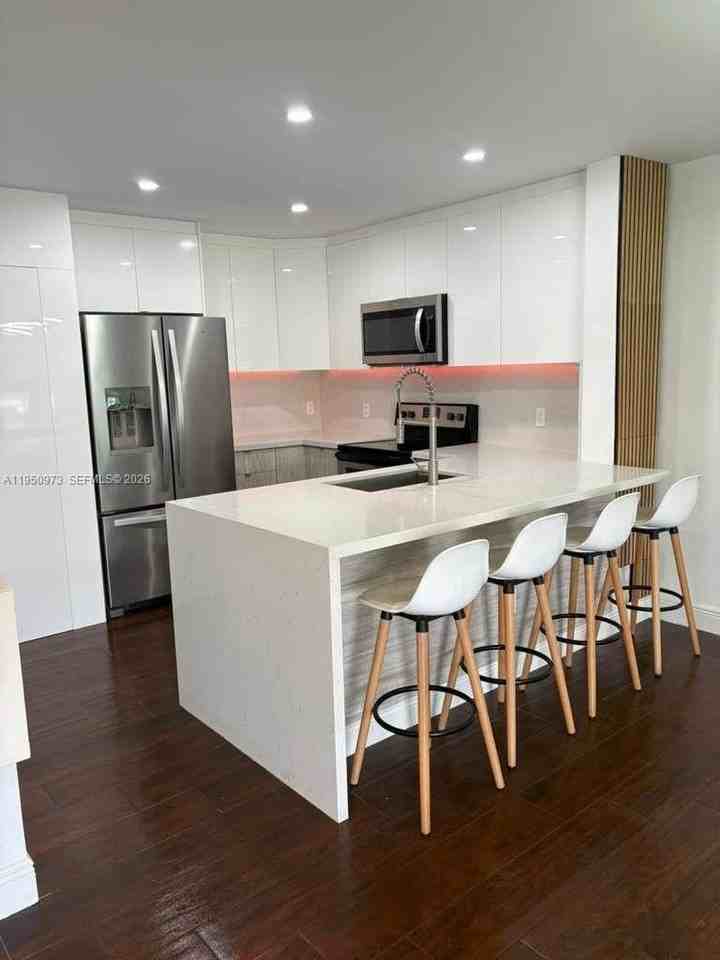 5305 Sw 126th Terrace 5305 sw 126 th terrace #5305 - Photo 4 of 41