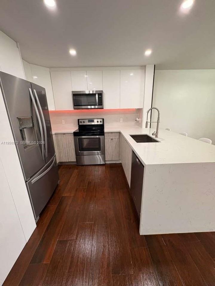 5305 Sw 126th Terrace 5305 sw 126 th terrace #5305 - Photo 6 of 41