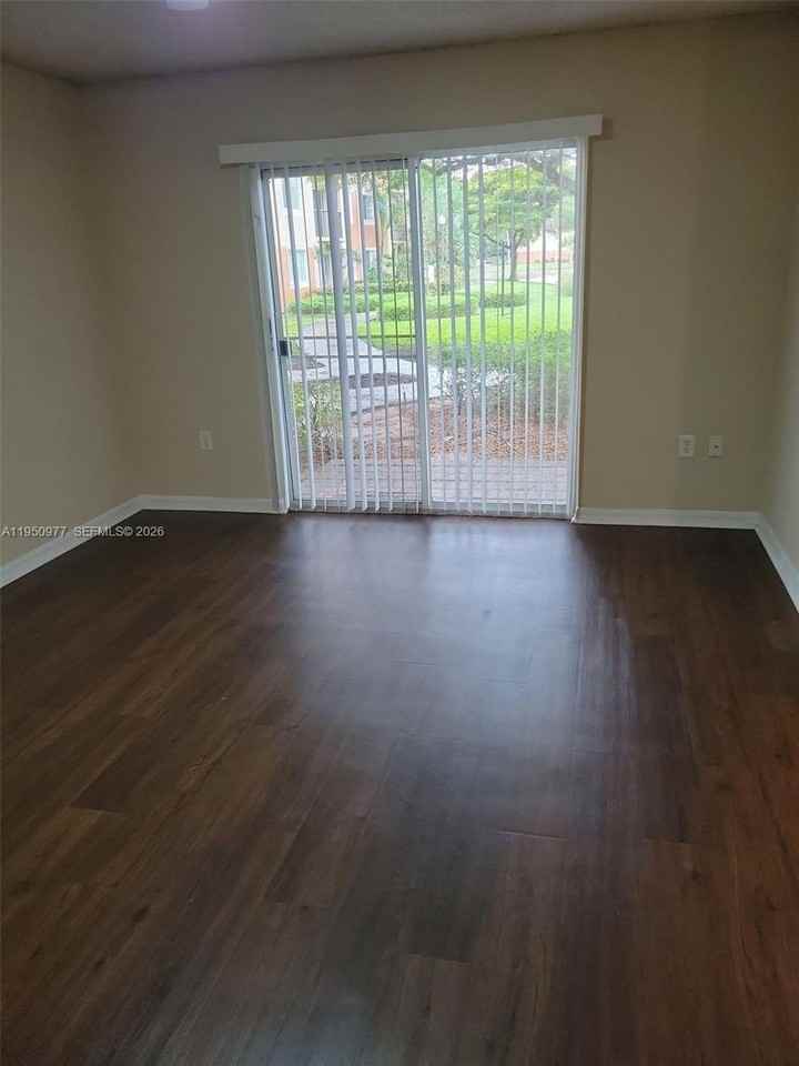 4151 N Haverhill Rd #1502 - Photo 2 of 15