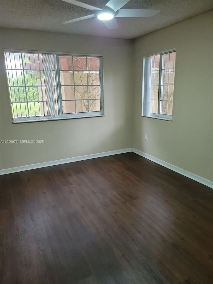 4151 N Haverhill Rd #1502 - Photo 6 of 15