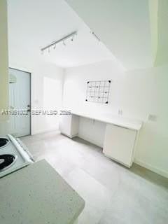 780 Ne 122nd St #5 - Photo 7 of 27