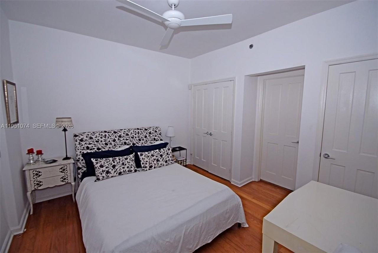 1614 Pennsylvania Ave #1G - Photo 4 of 11