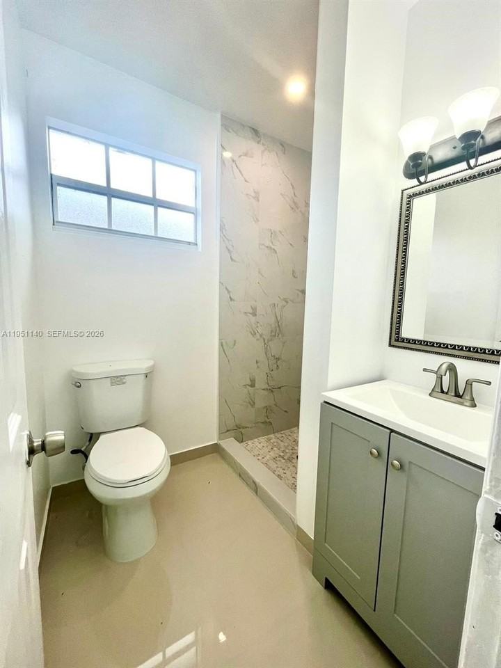 8119 Nw 5th Ct #8119 - Photo 6 of 16