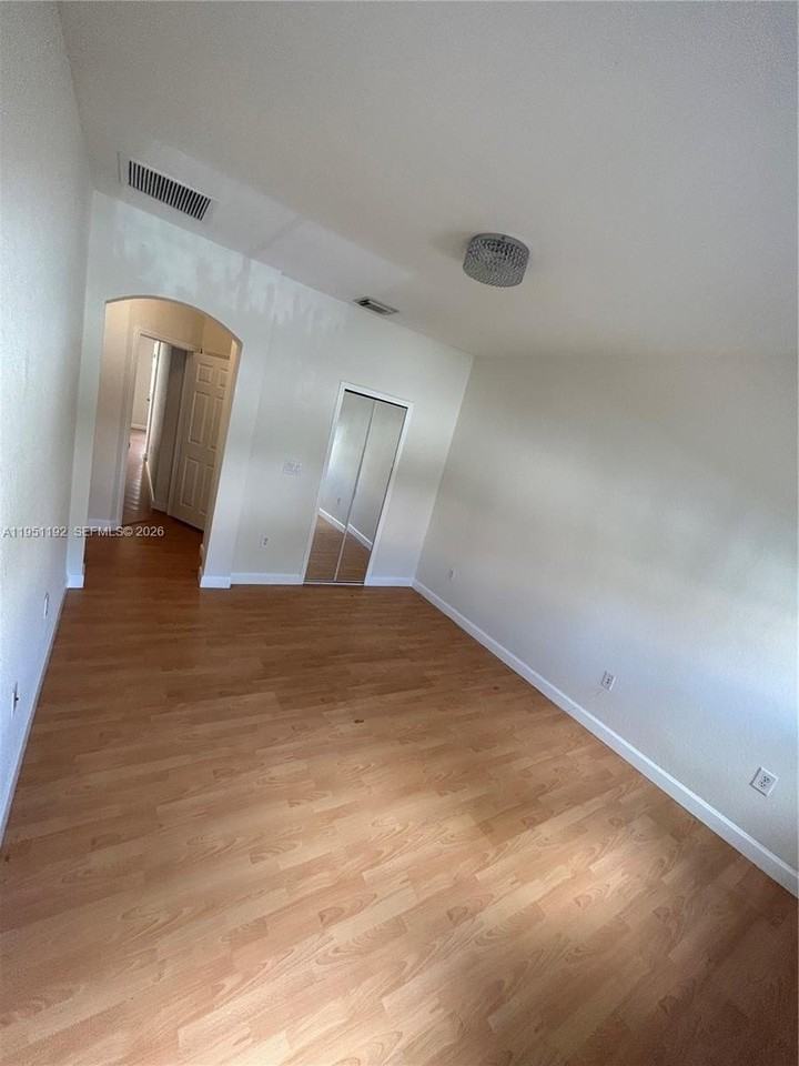 7839 Nw 110th Ave #7839 - Photo 7 of 24