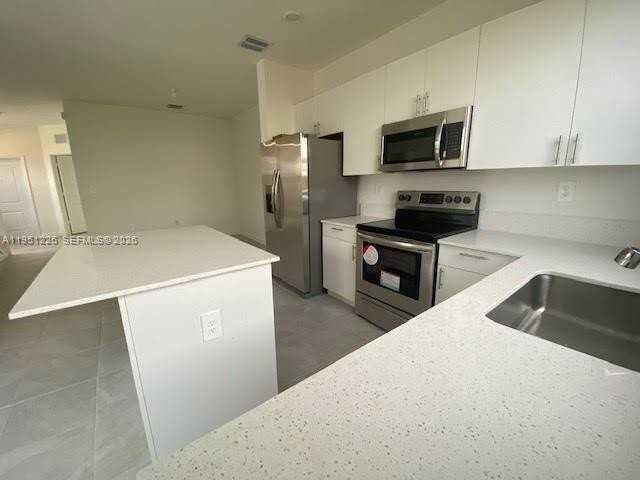 11803 Sw 247th Ter - Photo 7 of 16