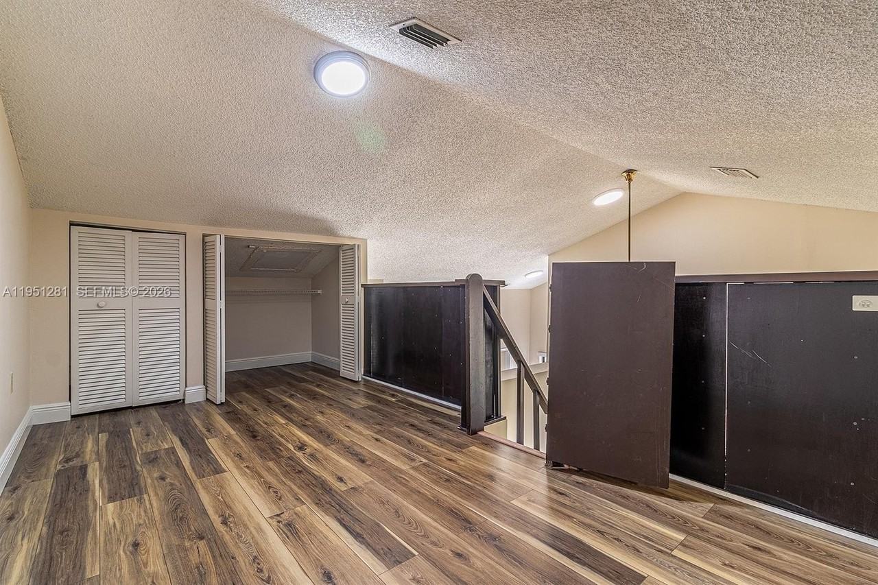 7528 Sw 95th Pl - Photo 4 of 16