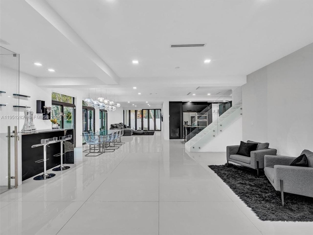 3010 Alton Rd - Photo 3 of 50