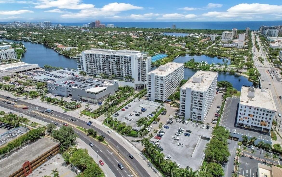 1170 N Federal Hwy #1110 - Photo 4 of 35