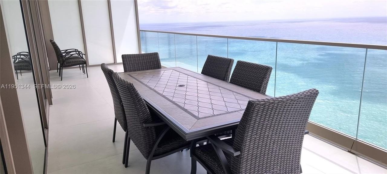 18975 Collins Ave #5103 - Photo 4 of 50