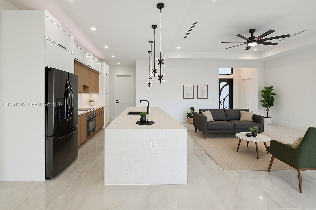 1321 Ne 19th Ct #1 - Photo 4 of 16