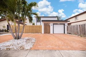 featured image of 10726 Sw 147th Ct #1