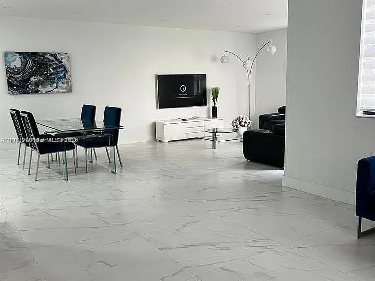 9243 Sw 227th Ter #9243 - Photo 3 of 11