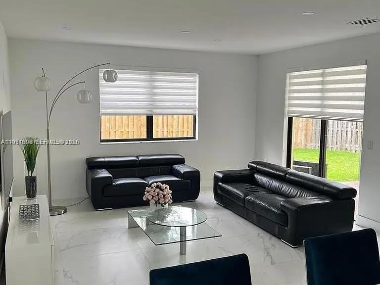 9243 Sw 227th Ter #9243 - Photo 4 of 11